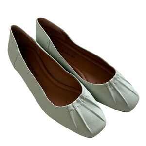 Elegant Cream Flats by Lucky Brand. US Size 7